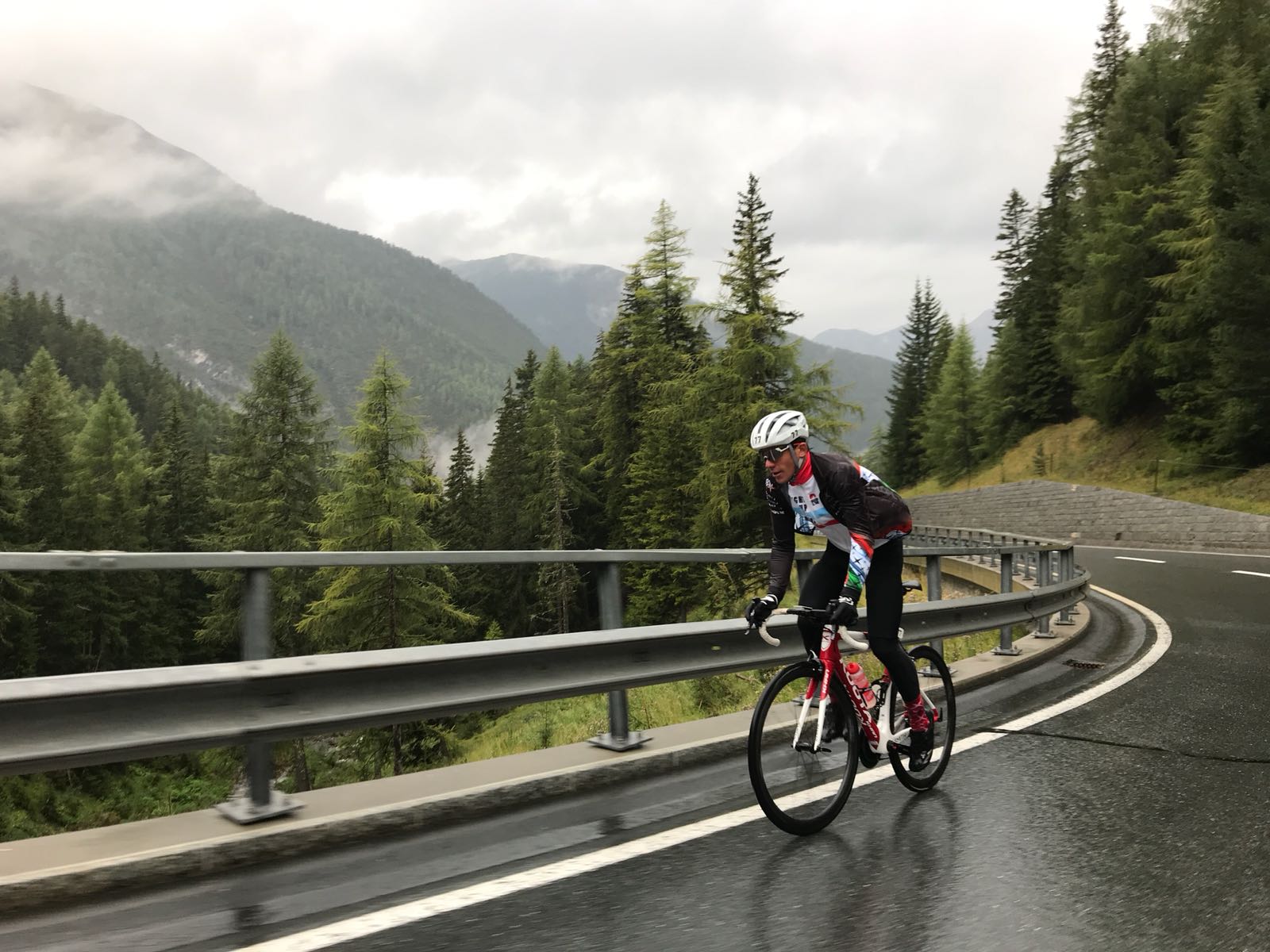 cc83b8f8-d2e8-4ce4-a9b1-d7f3deaedda5